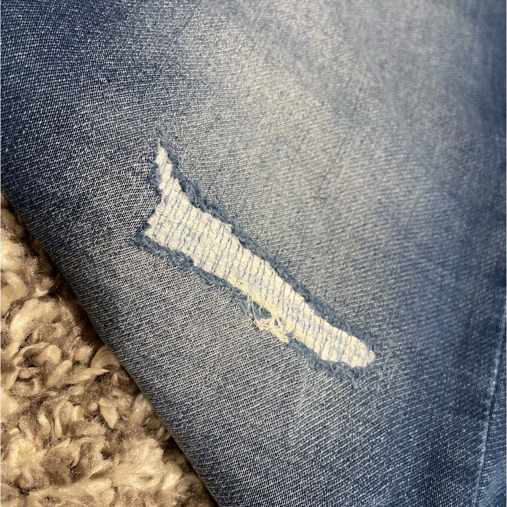 Jack & Jones Distressed Blue Jean - Picture 4 of 10
